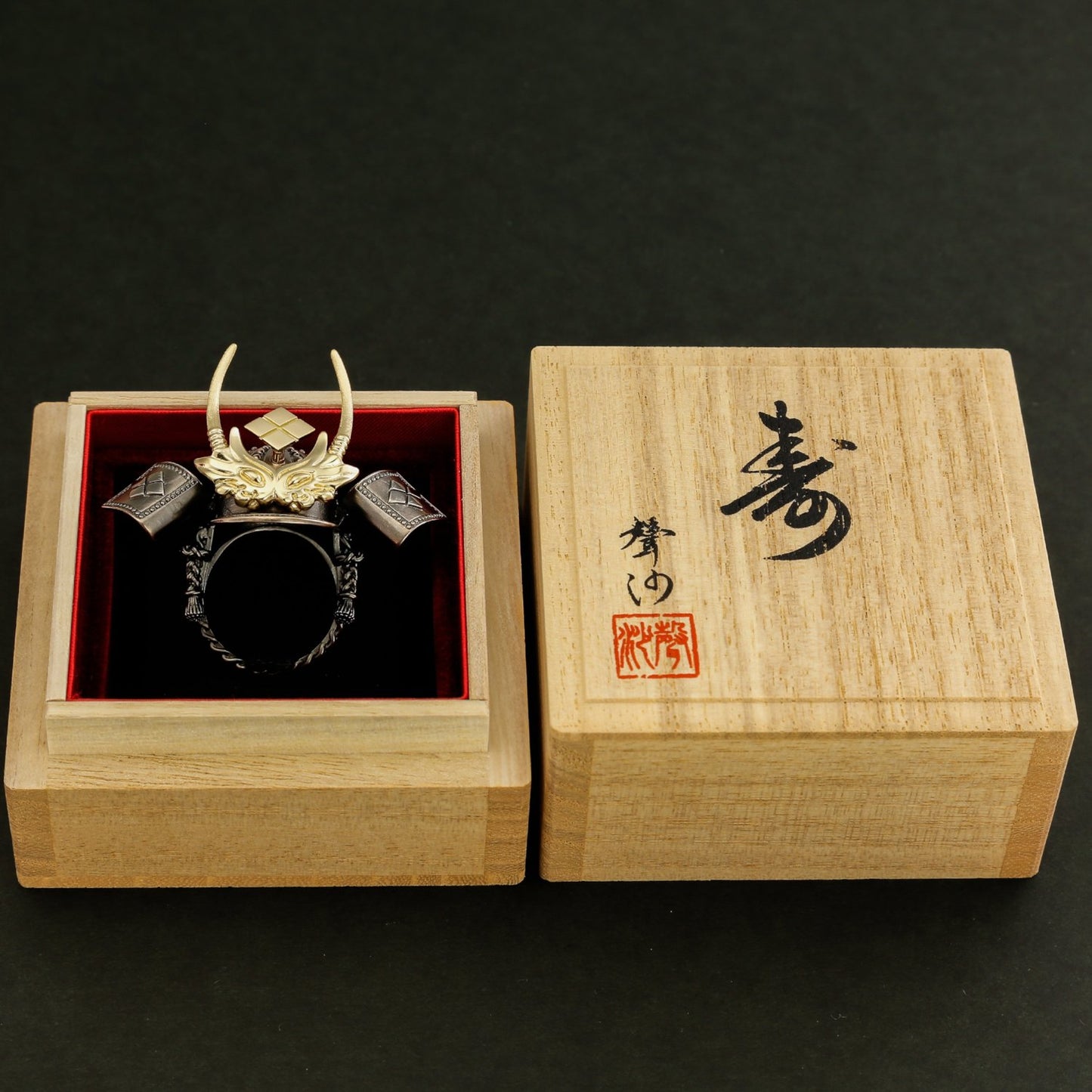 SILVER SAMURAI KABUTO RING with 18KARAT GOLD parts(14-2360)-Ring-Samurai-Jewels Japan