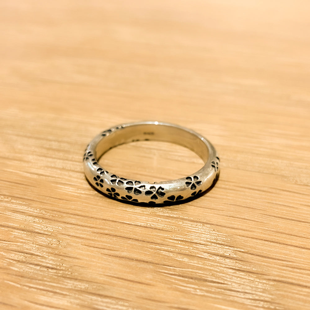 Silberner Sakura-Muster-Ring (14-2468) 