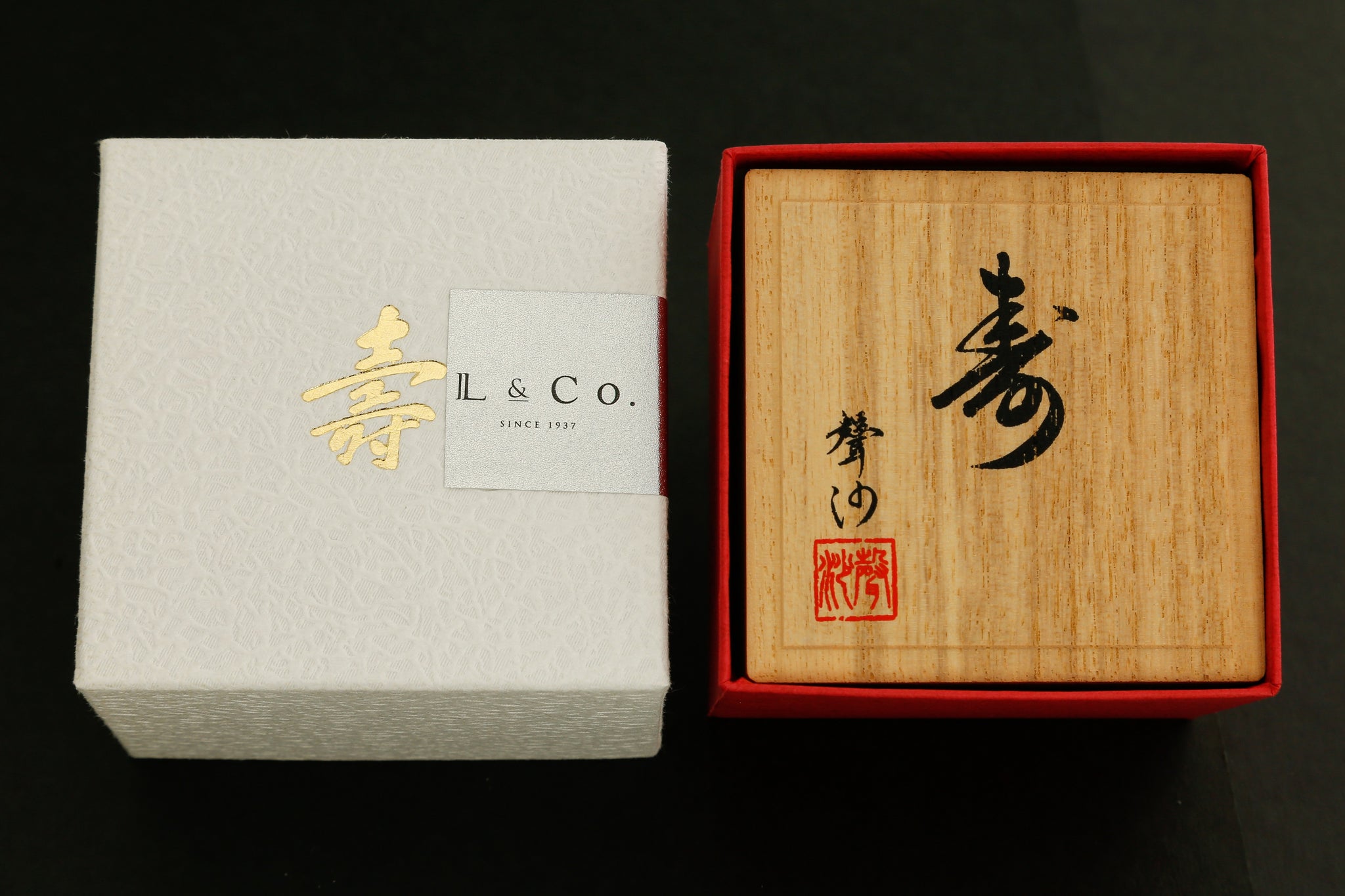 SILVER SAMURAI RING with 18KARAT GOLD EMBLEM (14-2352)-Ring-Samurai-Jewels Japan