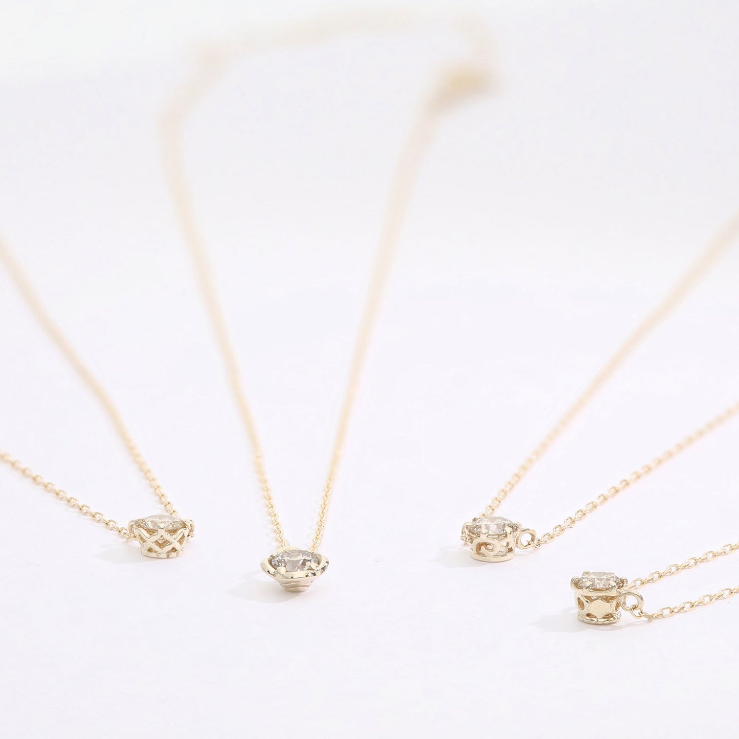 10 Karat Gold Diamond0.10ct  Necklace Karakusa｜60-8178