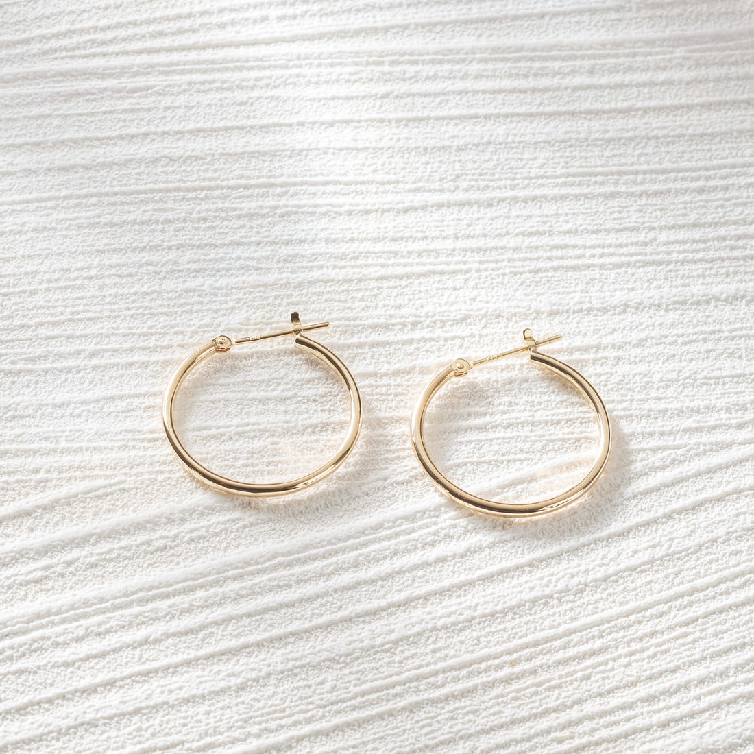 K18 hoop earrings（M・thin type）｜ 95-8092